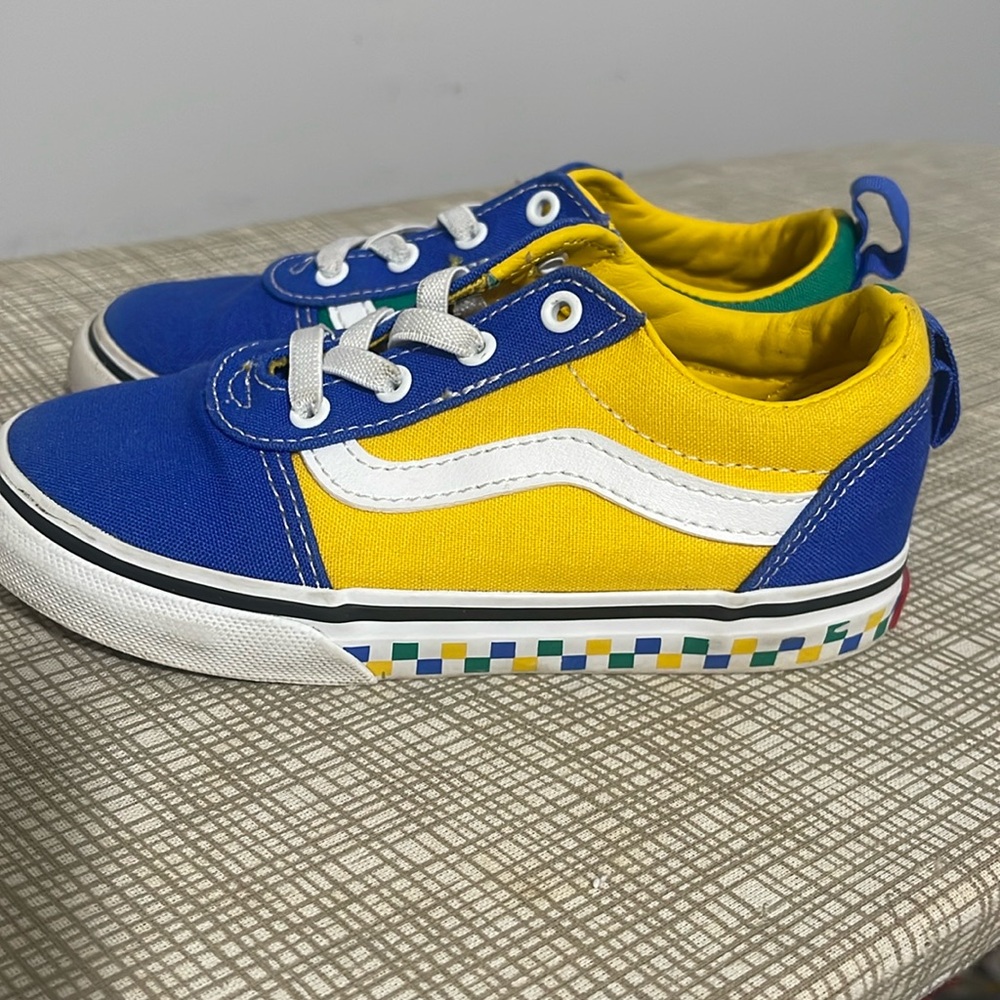 10c toddler vans
